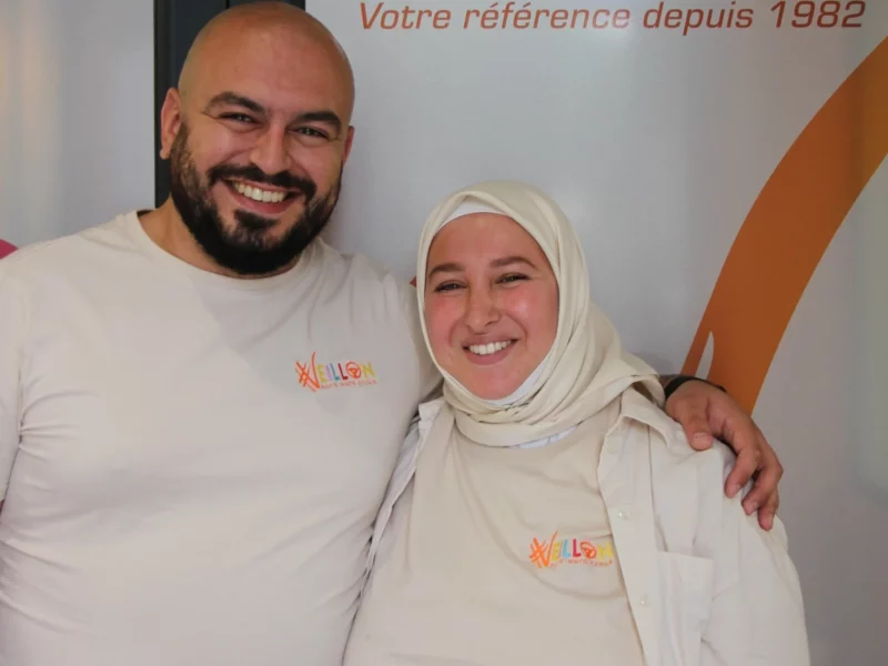 La directrice Emna et le moniteur Samir de l'auto-école Veillon à Nice